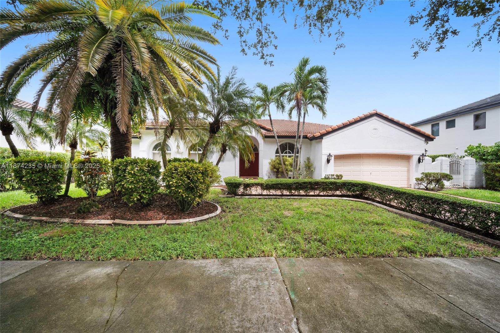MARY - Residential