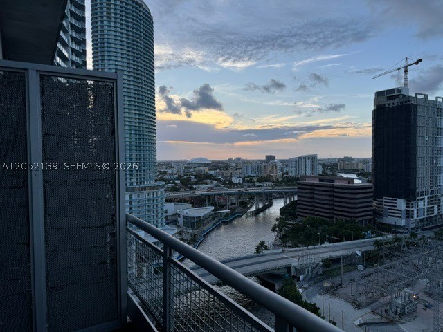 690 SW 1st Ct 2307