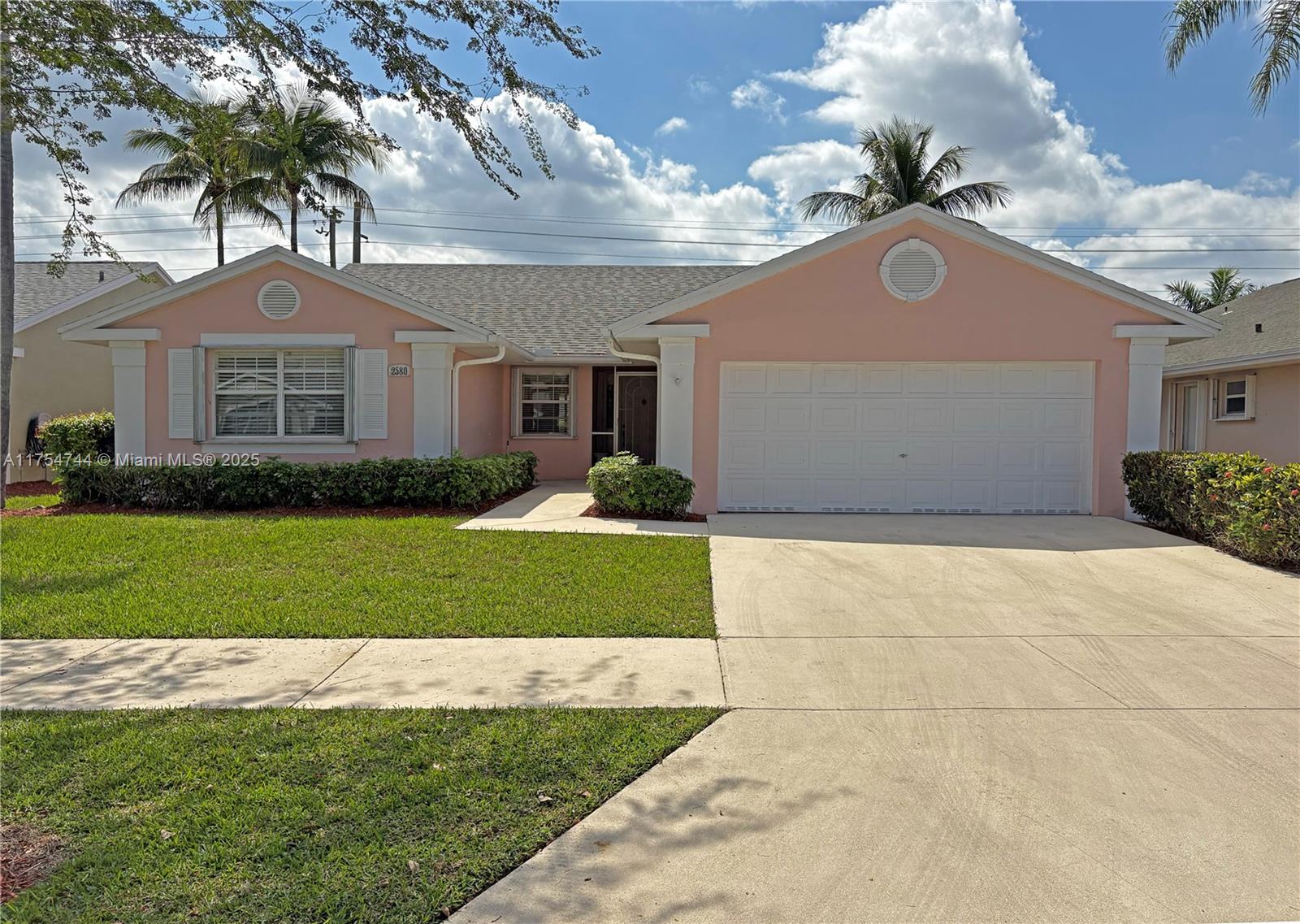 Property for Sale at 2580 Se 7th Pl, Homestead, Miami-Dade County, Florida - Bedrooms: 3 
Bathrooms: 2  - $405,000