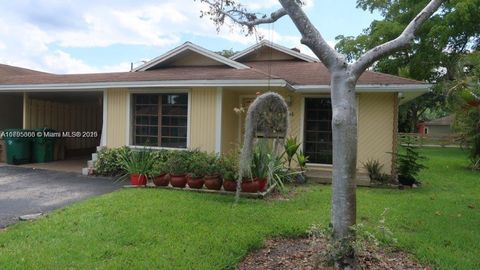 3658 E Bell Dr 90 Davie FL 33328