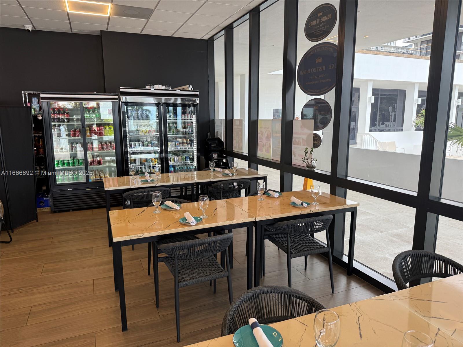 QUADOMAIN TOWER I AND IV - Residential