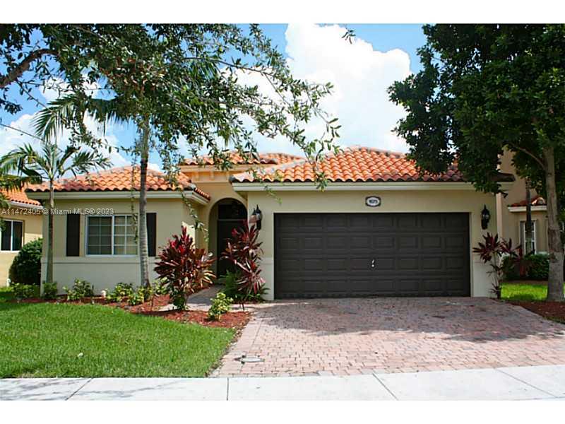 Beautiful large house 3/2 with 2 car garage in sought after Sonara at Malibu bay. Sought out area with great amenities and gorgeous landscaping. Property has a nice yard, high ceilings, and great space. Property is in a gated community. Please click on showing request for instructions. Association can take up to 30 days for approval.