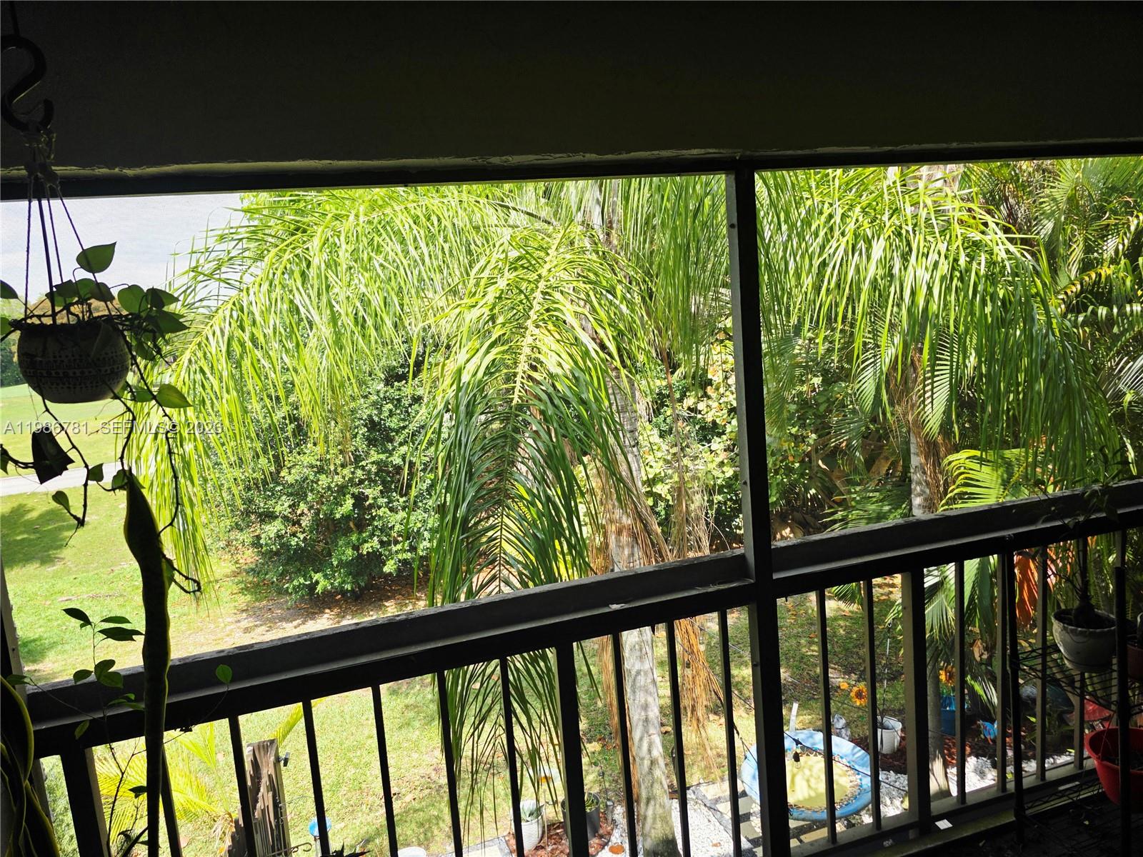 TRELLISES 2 CONDO - Residential