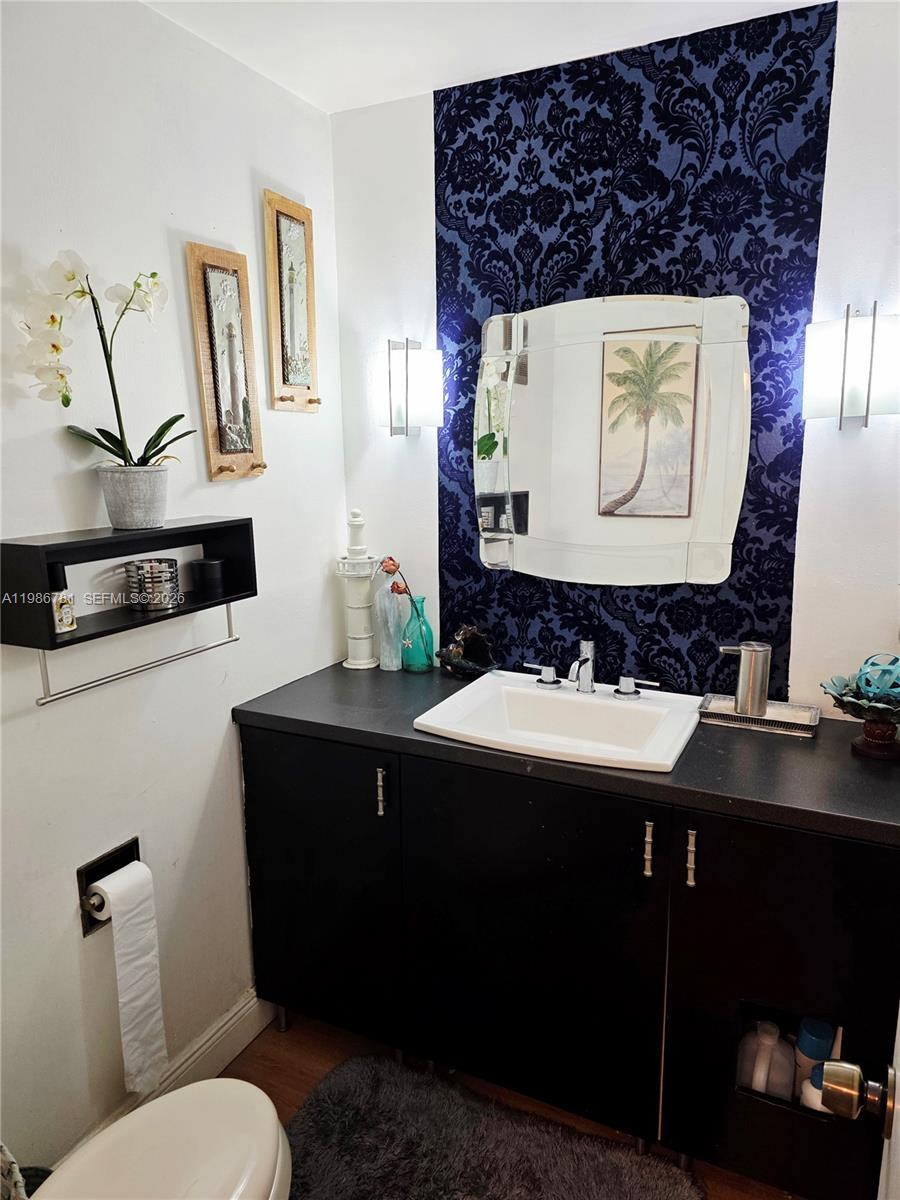 TRELLISES 2 CONDO - Residential