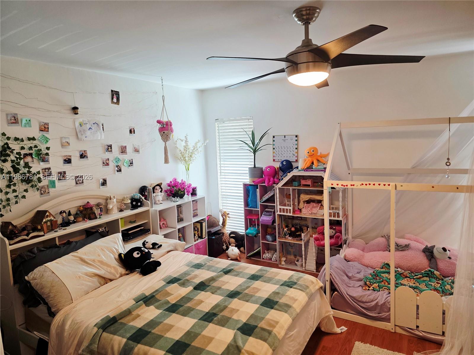 TRELLISES 2 CONDO - Residential