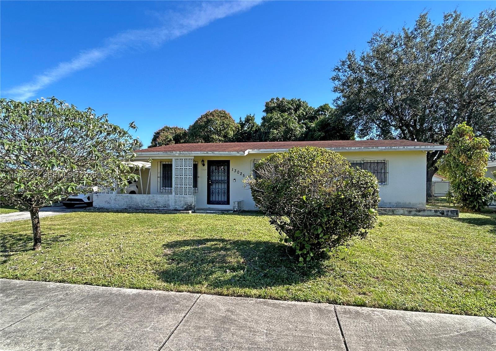 FAIRMONT - Residential