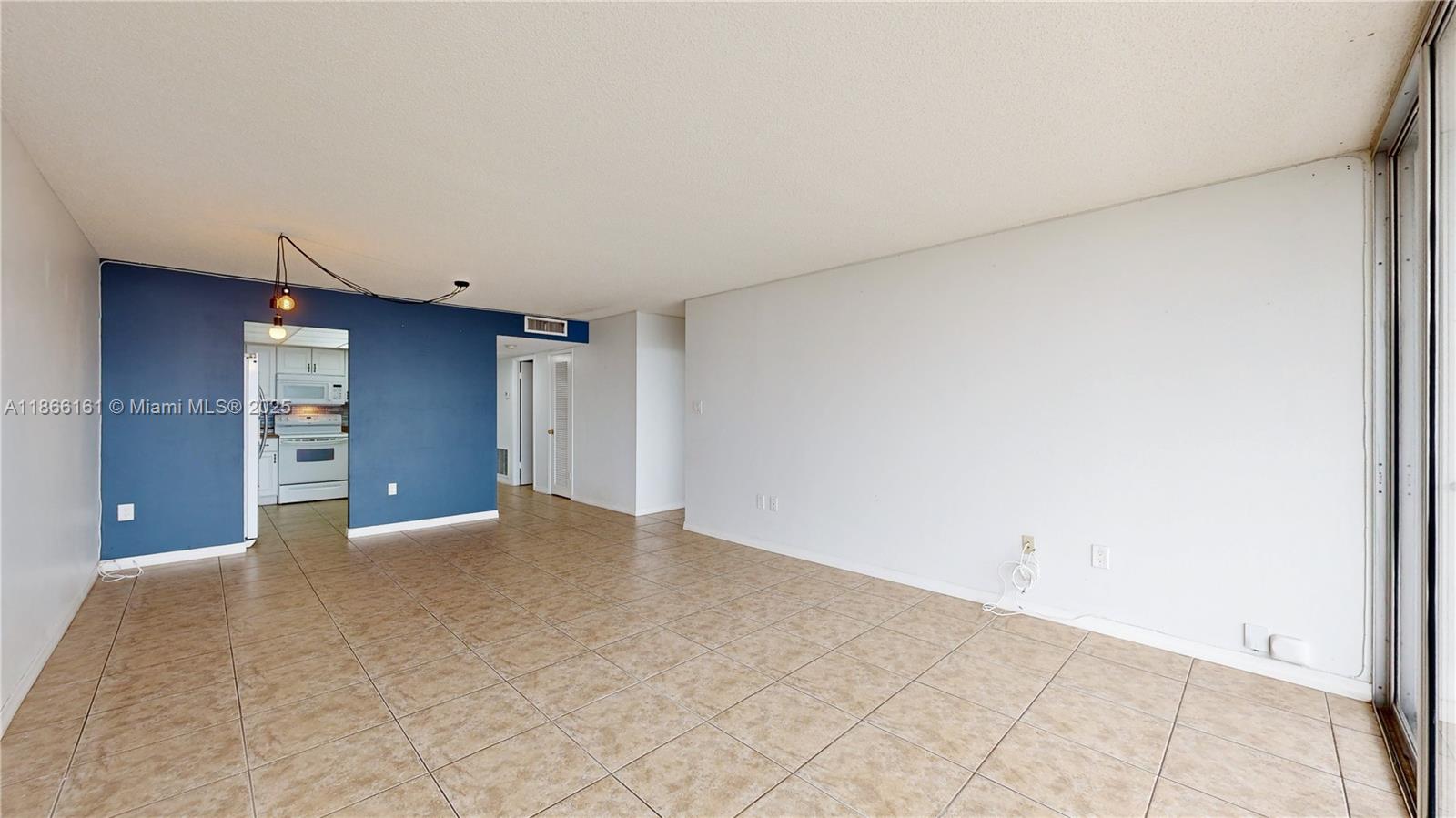 18011 Biscayne Blvd 903