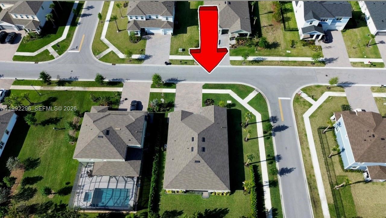 19148 N Broad Shore Walk