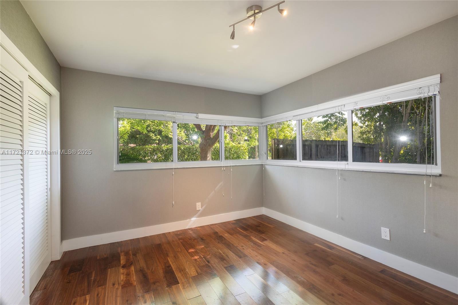 PALMETTO PINES - Residential