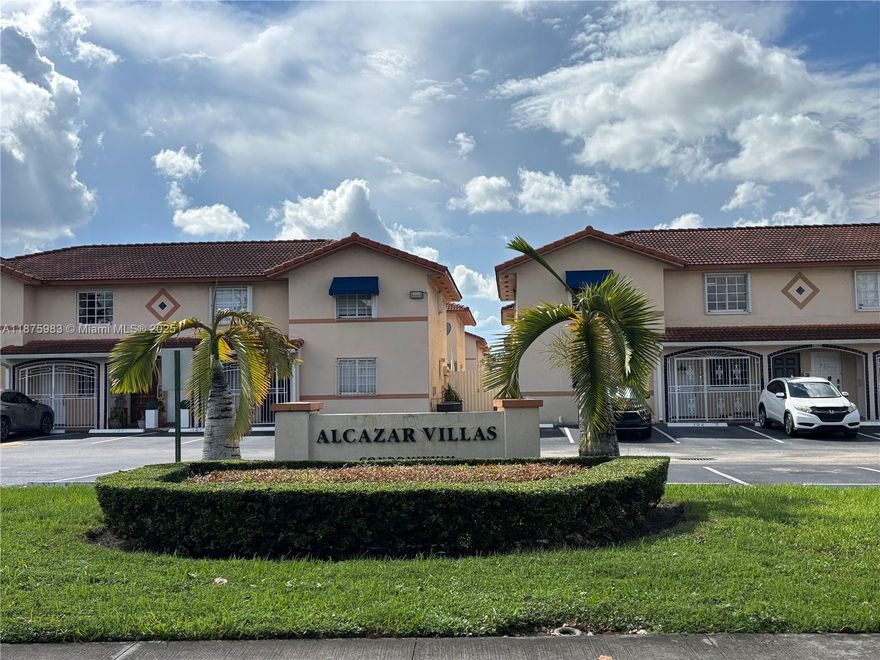 Beautiful 2/2 unit with 2 parking spaces and a washer/dryer inside, in Alcazar Villas. This condo is centrally located within excellent schools, restaurants, shopping malls, and the police dept. Easy access to major highways.
Must provide rental application, proof of income, police report, and credit report. For showings, please text LA.