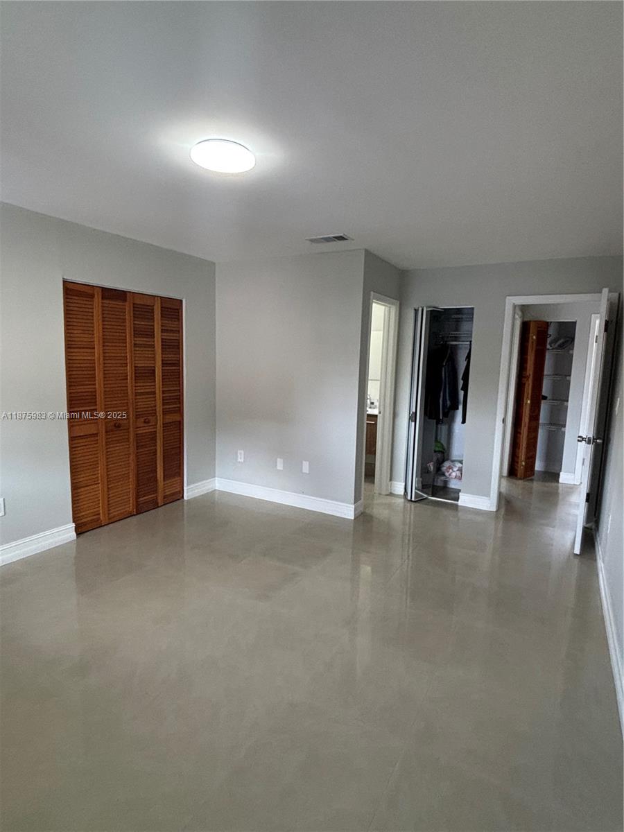 ALCAZAR VILLAS CONDO - Residential Lease