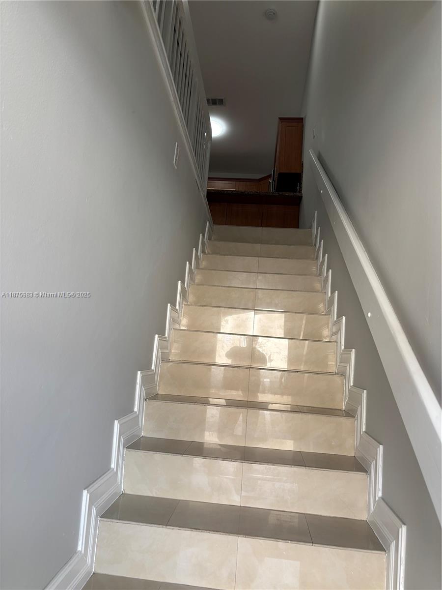 ALCAZAR VILLAS CONDO - Residential Lease