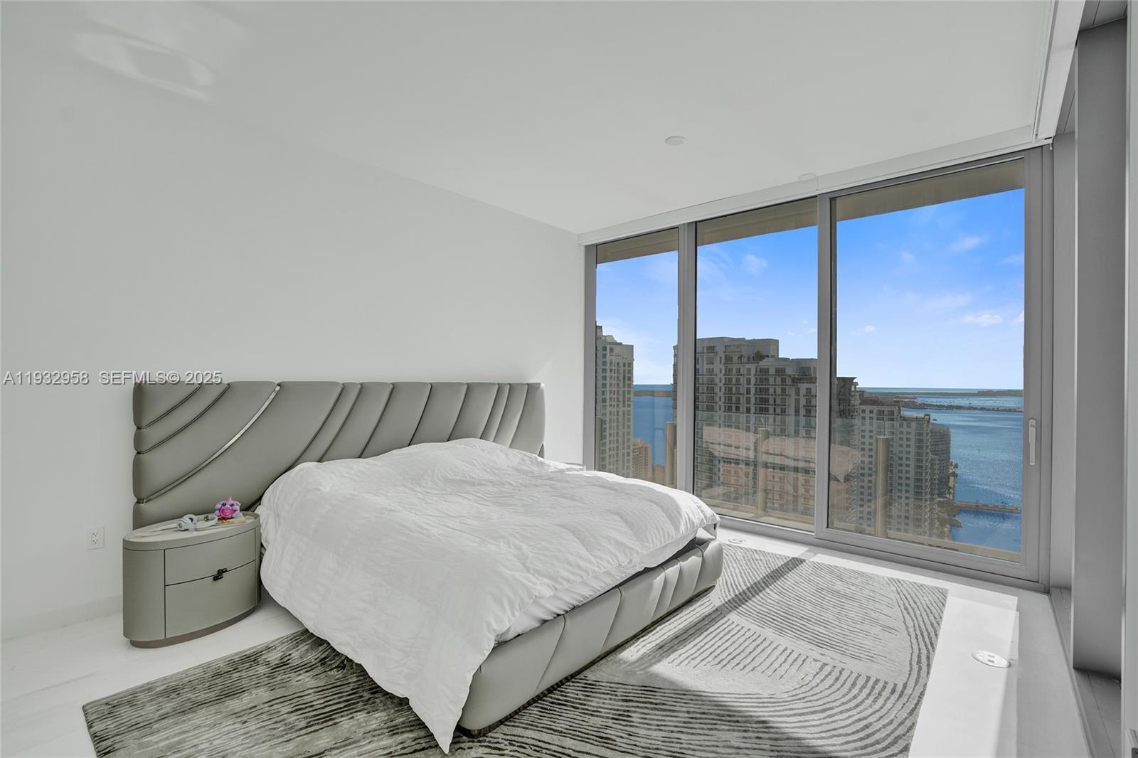 ASTON MARTIN RESIDENCES - Residential