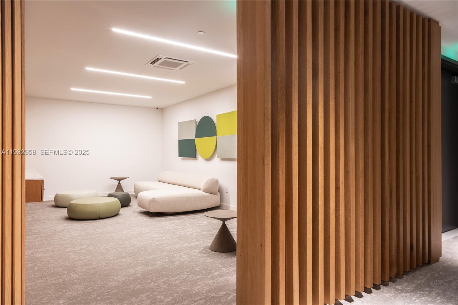 ASTON MARTIN RESIDENCES - Residential