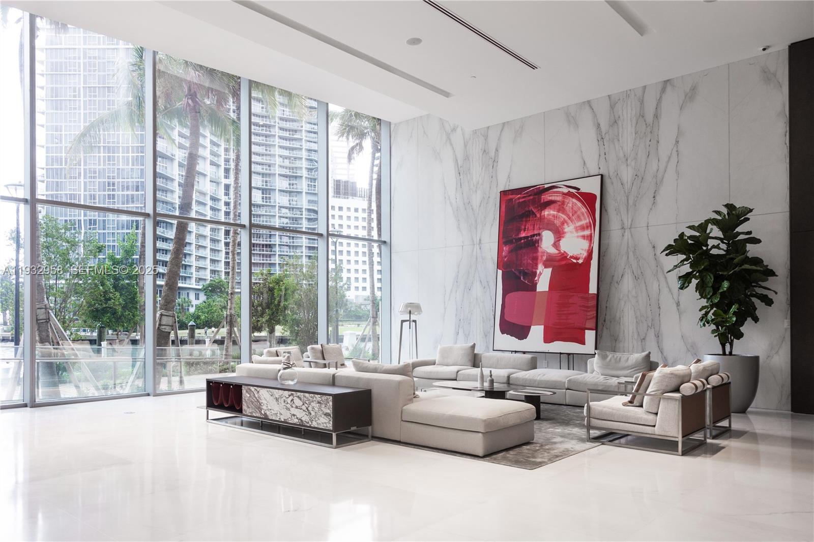 ASTON MARTIN RESIDENCES - Residential