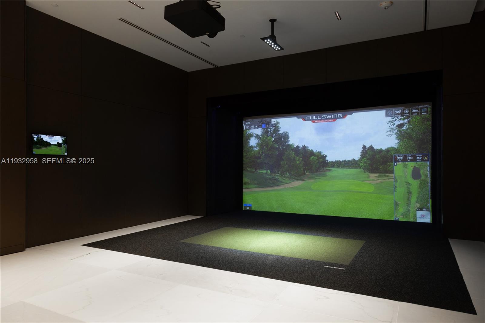 ASTON MARTIN RESIDENCES - Residential