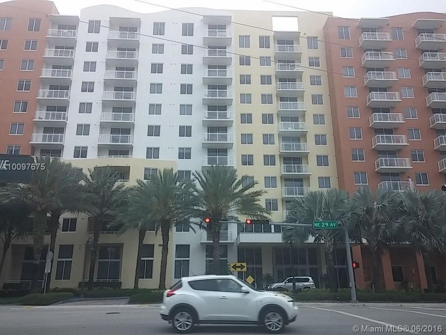 Excellent apartment at The Venture in Aventura great condo with nice ammenities. Bank of America or its affiliates or subsidiaries are strictly prohibited from directly or indirectly purchasing any property owned by Bank of America.
All offers must be submitted by the buyer’s agent using the online offer management system. Access the system via the link below. A technology fee will apply to the buyer’s agent upon consummation of a sale.