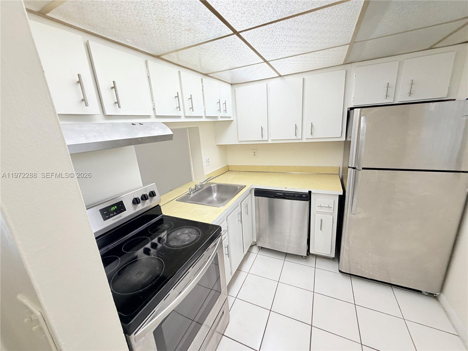 BROOKFIELD SQUARE CONDO - Residential