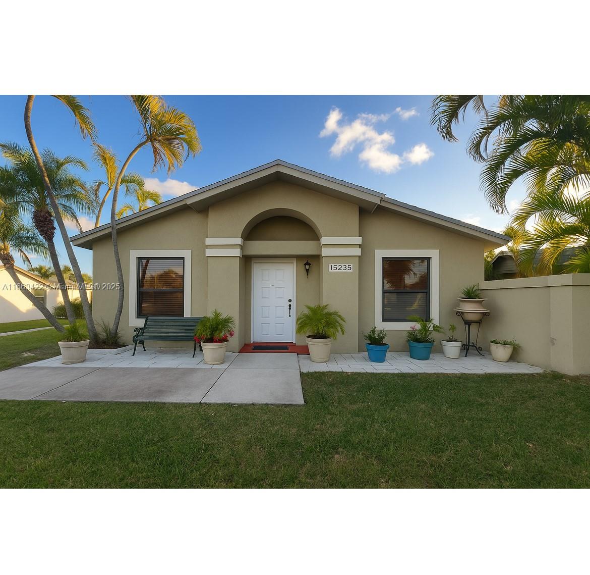 Property for Sale at 15235 Sw 64th Ter 9-35, Miami, Broward County, Florida - Bedrooms: 2 
Bathrooms: 2  - $349,500