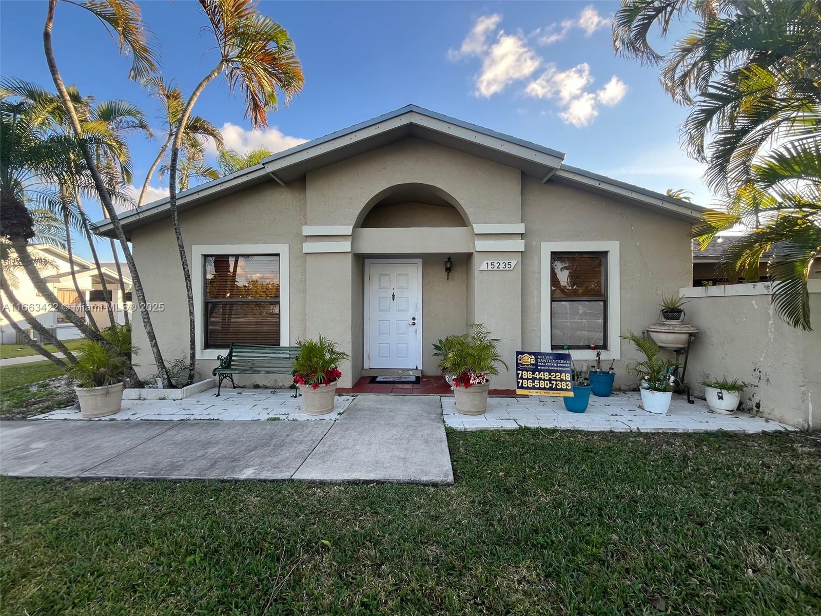 Property for Sale at 15235 Sw 64th Ter 9-35, Miami, Broward County, Florida - Bedrooms: 2 
Bathrooms: 2  - $349,500