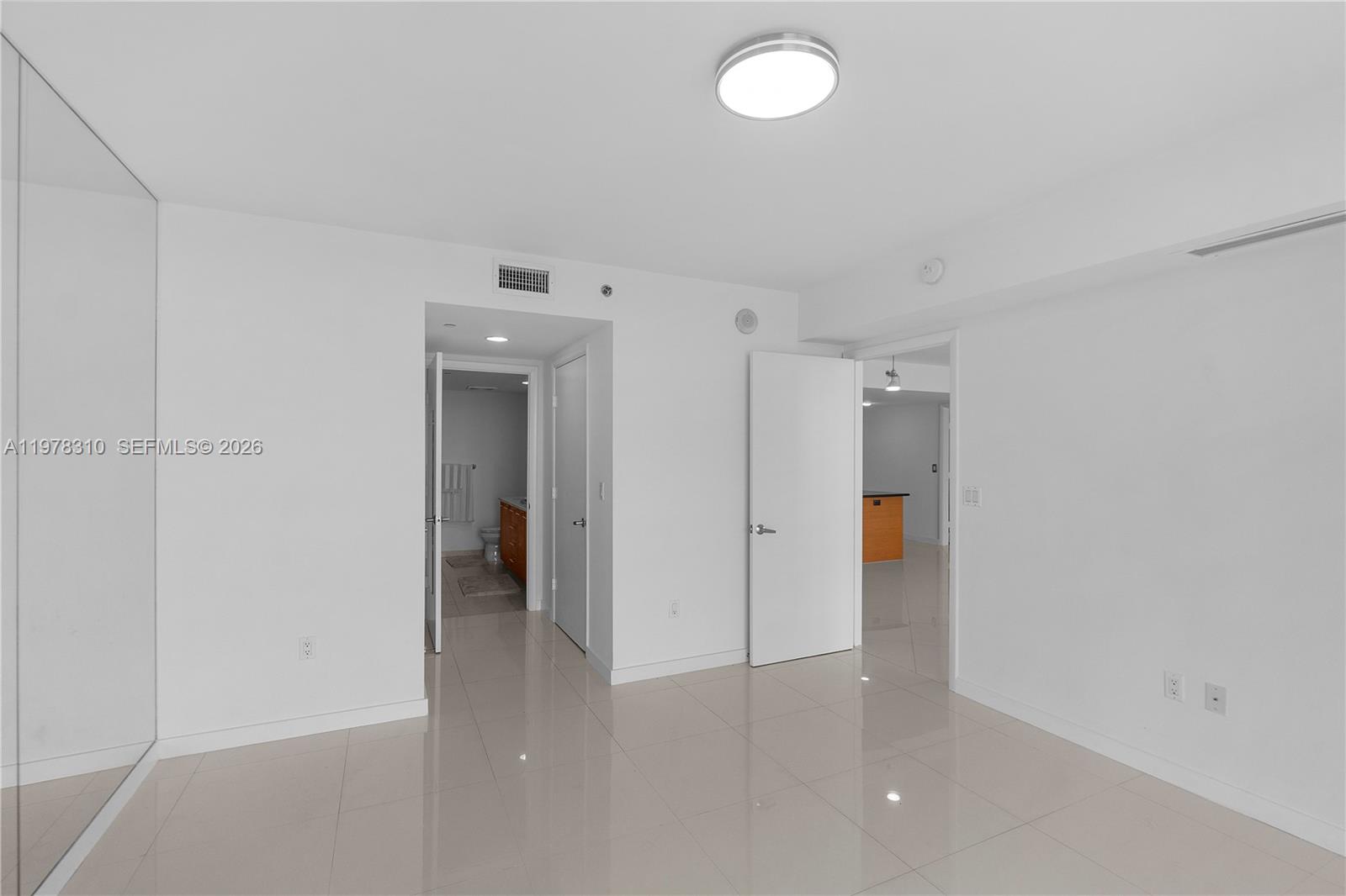 50 BISCAYNE CONDO - Residential