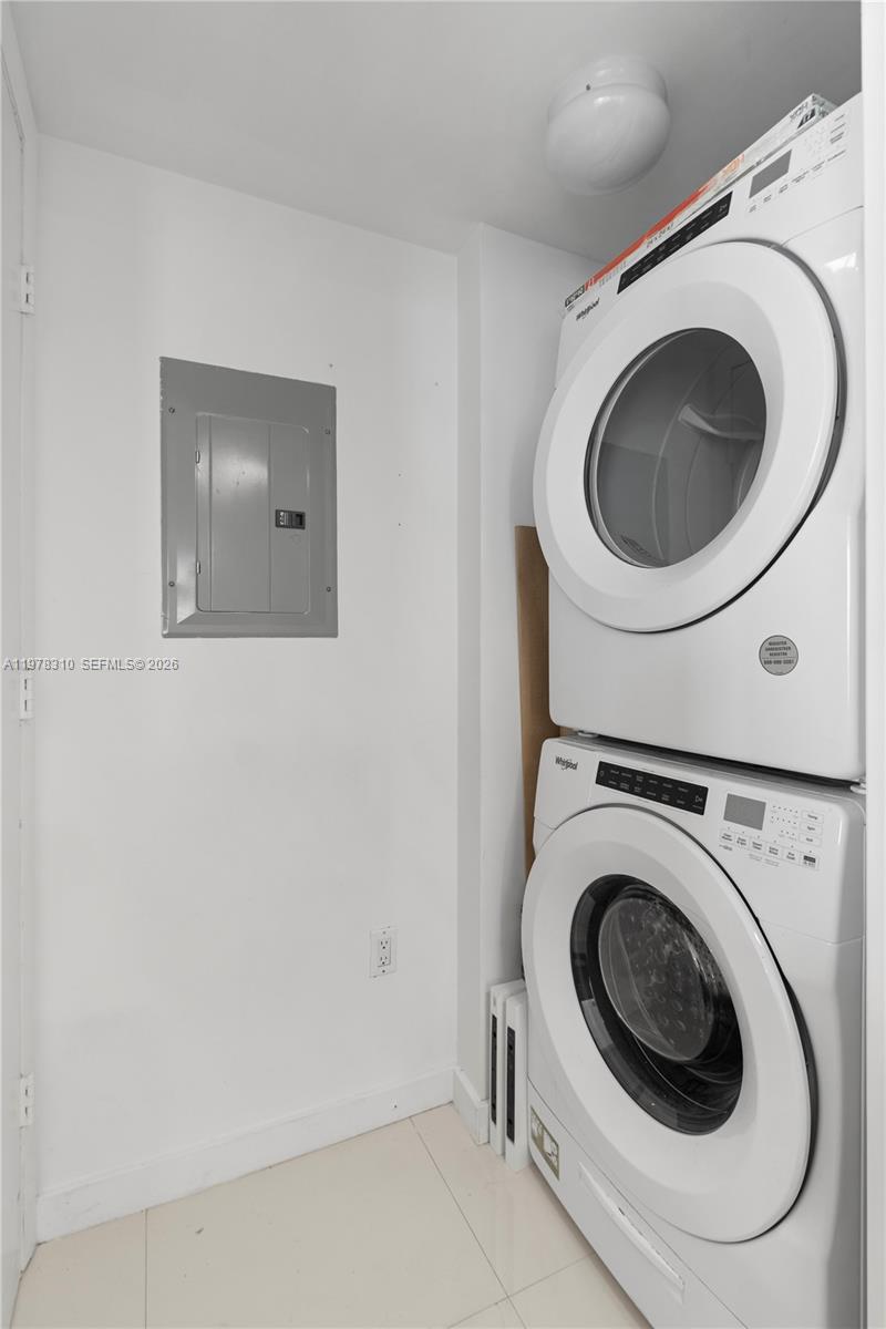 50 BISCAYNE CONDO - Residential