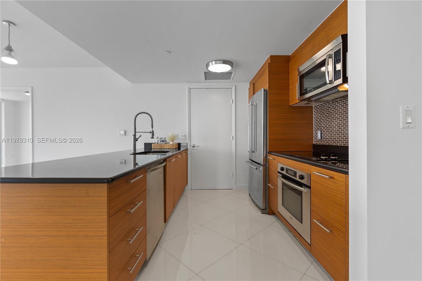 50 BISCAYNE CONDO - Residential