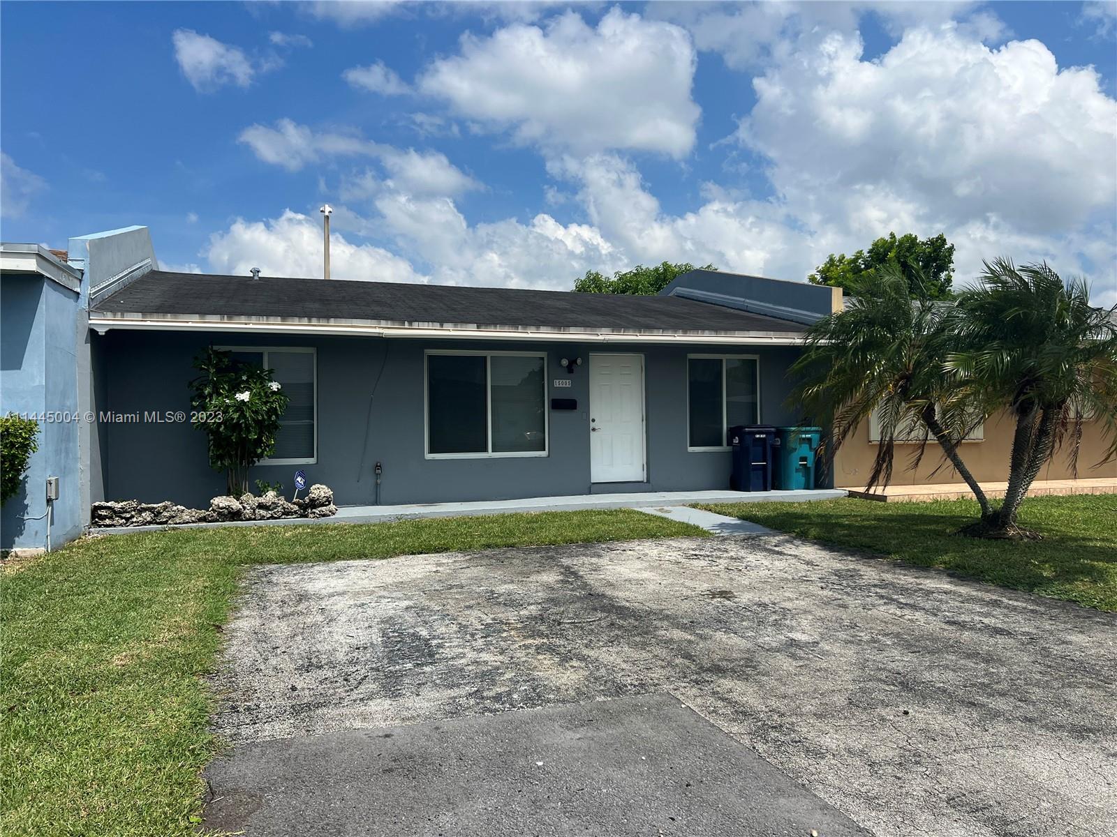 RICHMOND TOWNHOUSE - Residential Lease