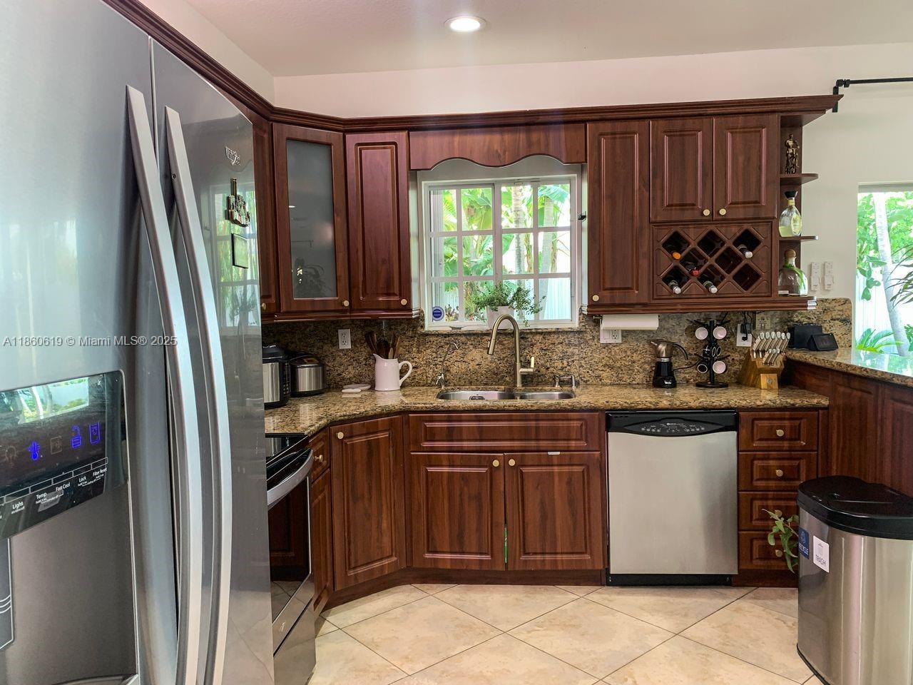 ENCLAVE AT WESTCHESTER - Residential