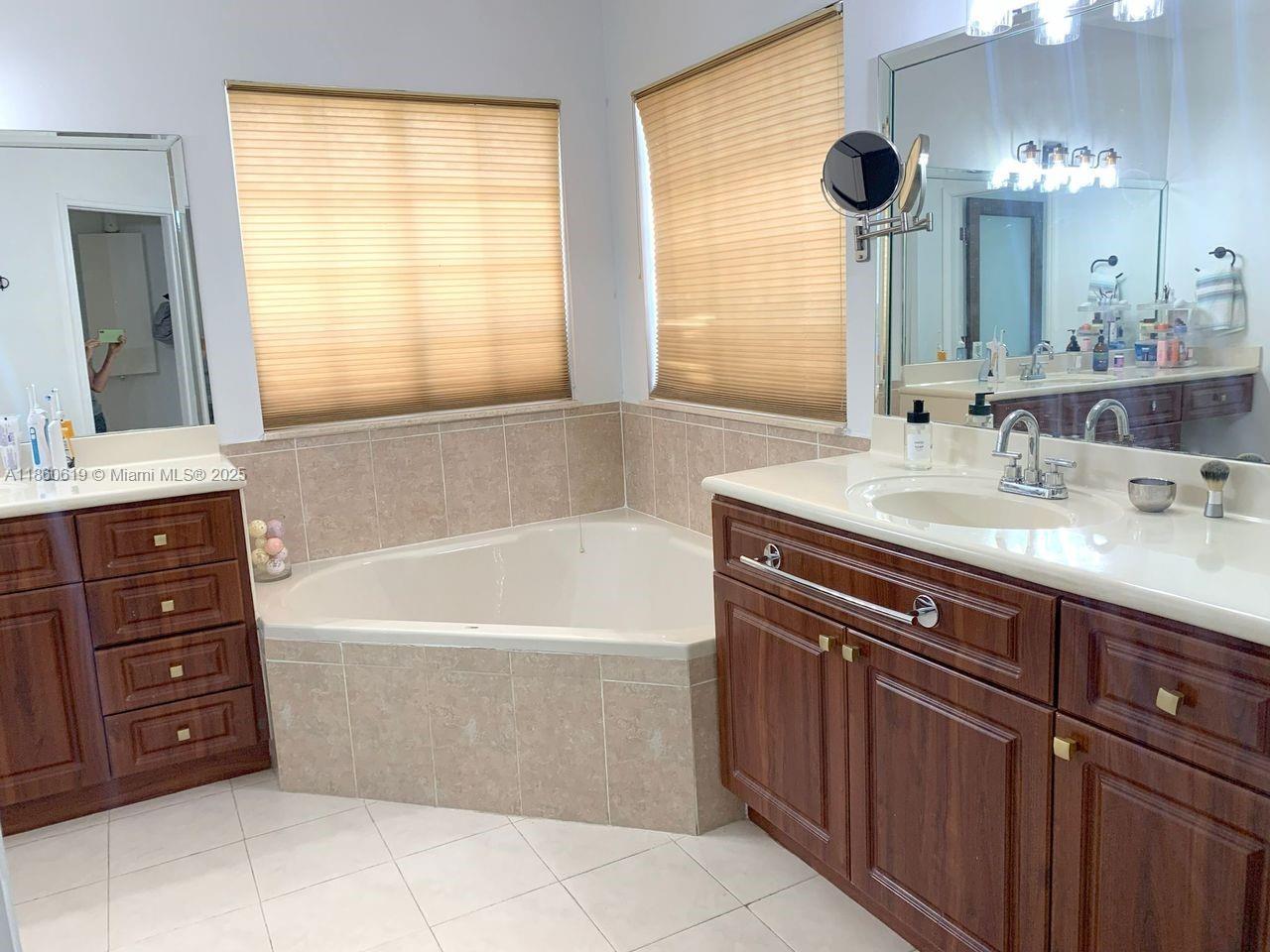 ENCLAVE AT WESTCHESTER - Residential