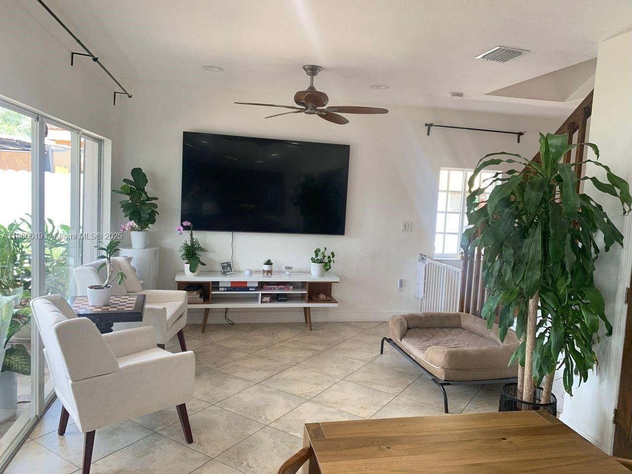 ENCLAVE AT WESTCHESTER - Residential