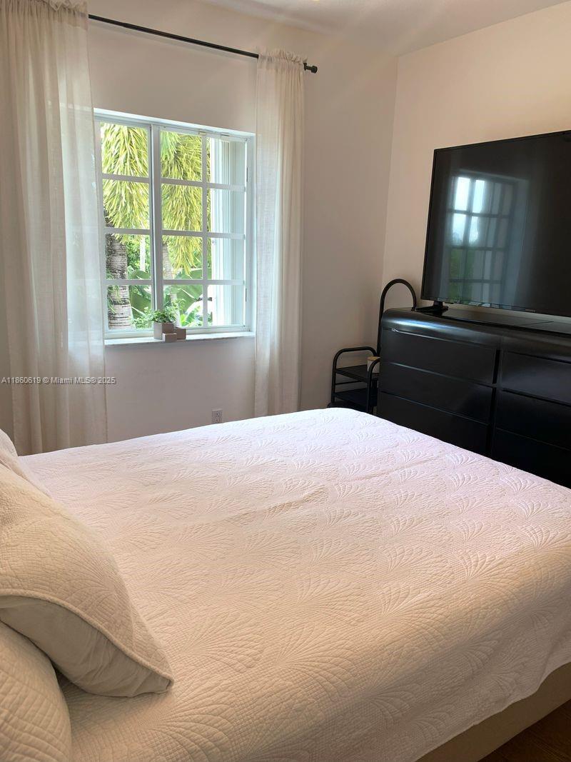 ENCLAVE AT WESTCHESTER - Residential