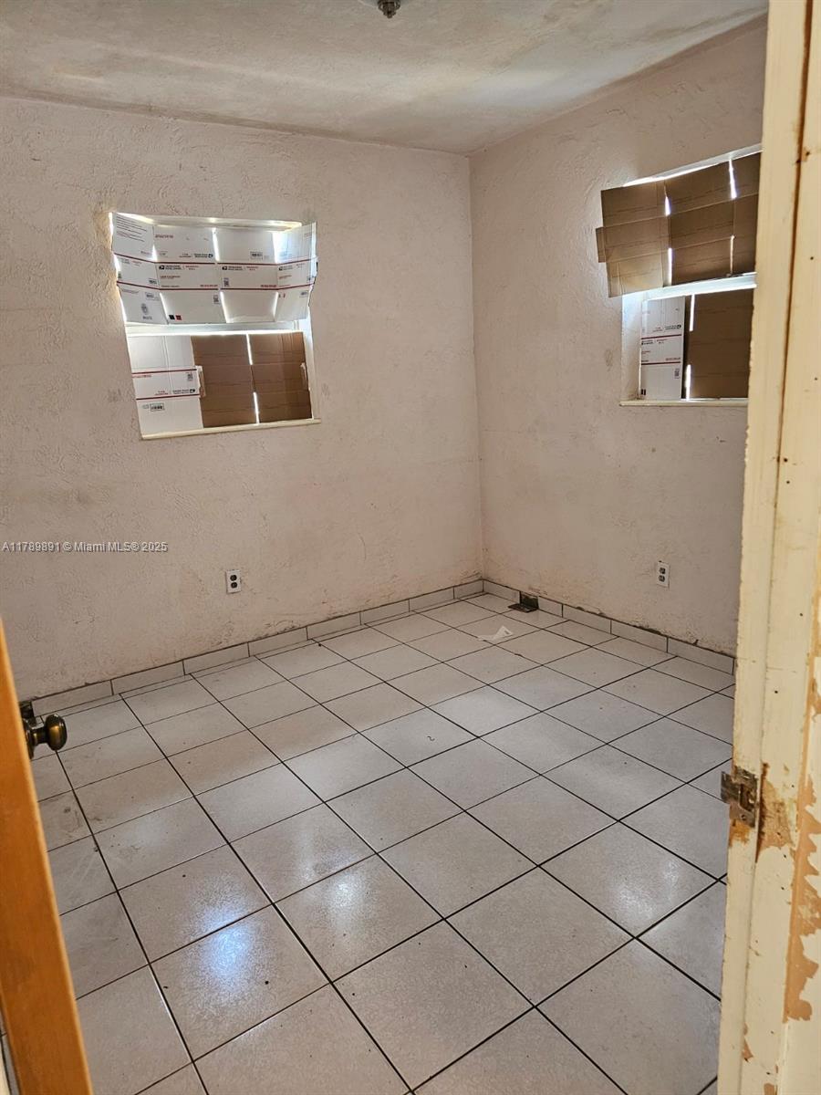 11615 SW 136th Ter