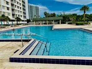 ARLEN HOUSE CONDO - Residential