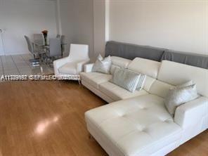 ARLEN HOUSE CONDO - Residential