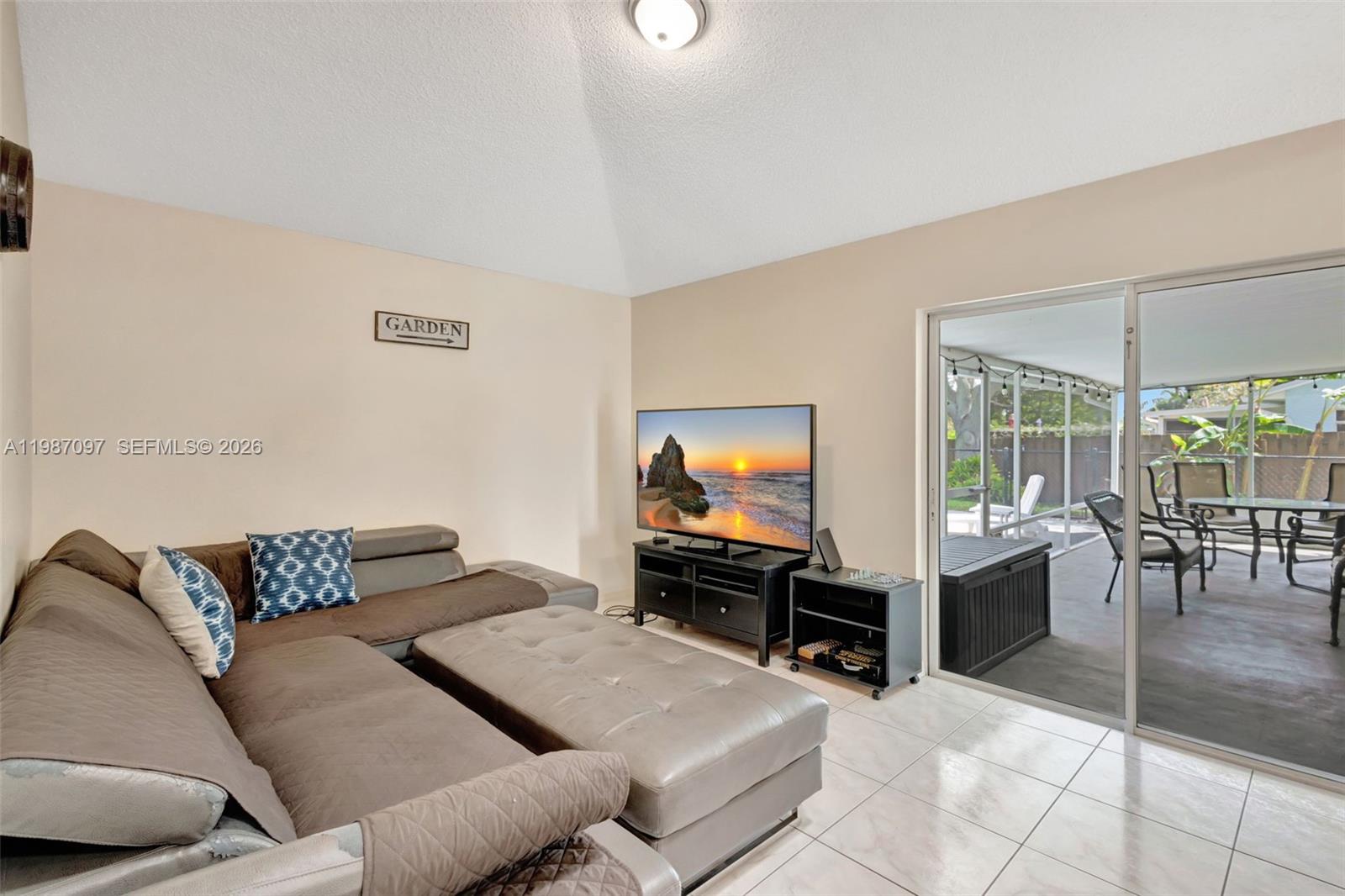 PORT ST LUCIE SECTION 33 - Residential