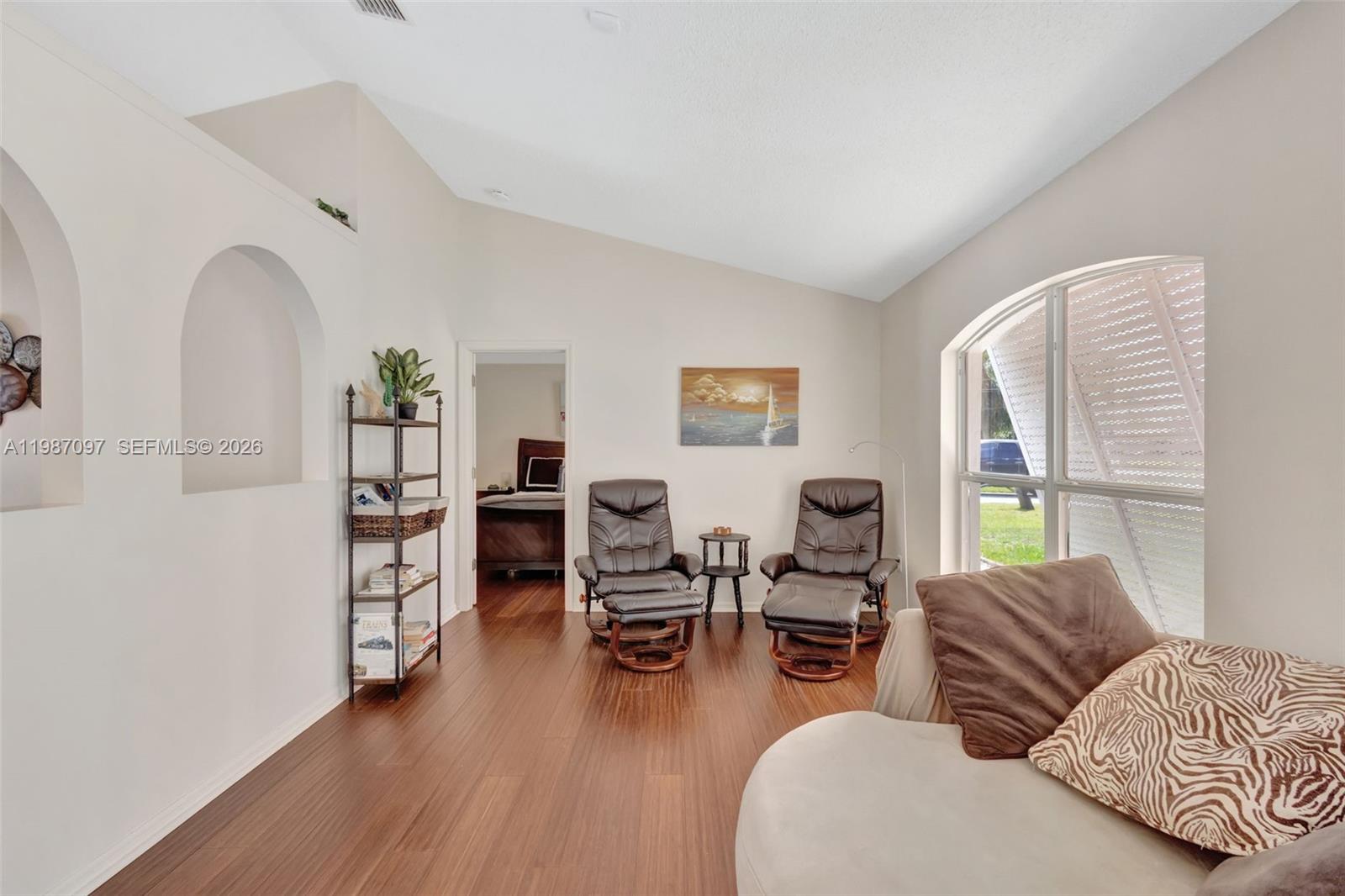 PORT ST LUCIE SECTION 33 - Residential