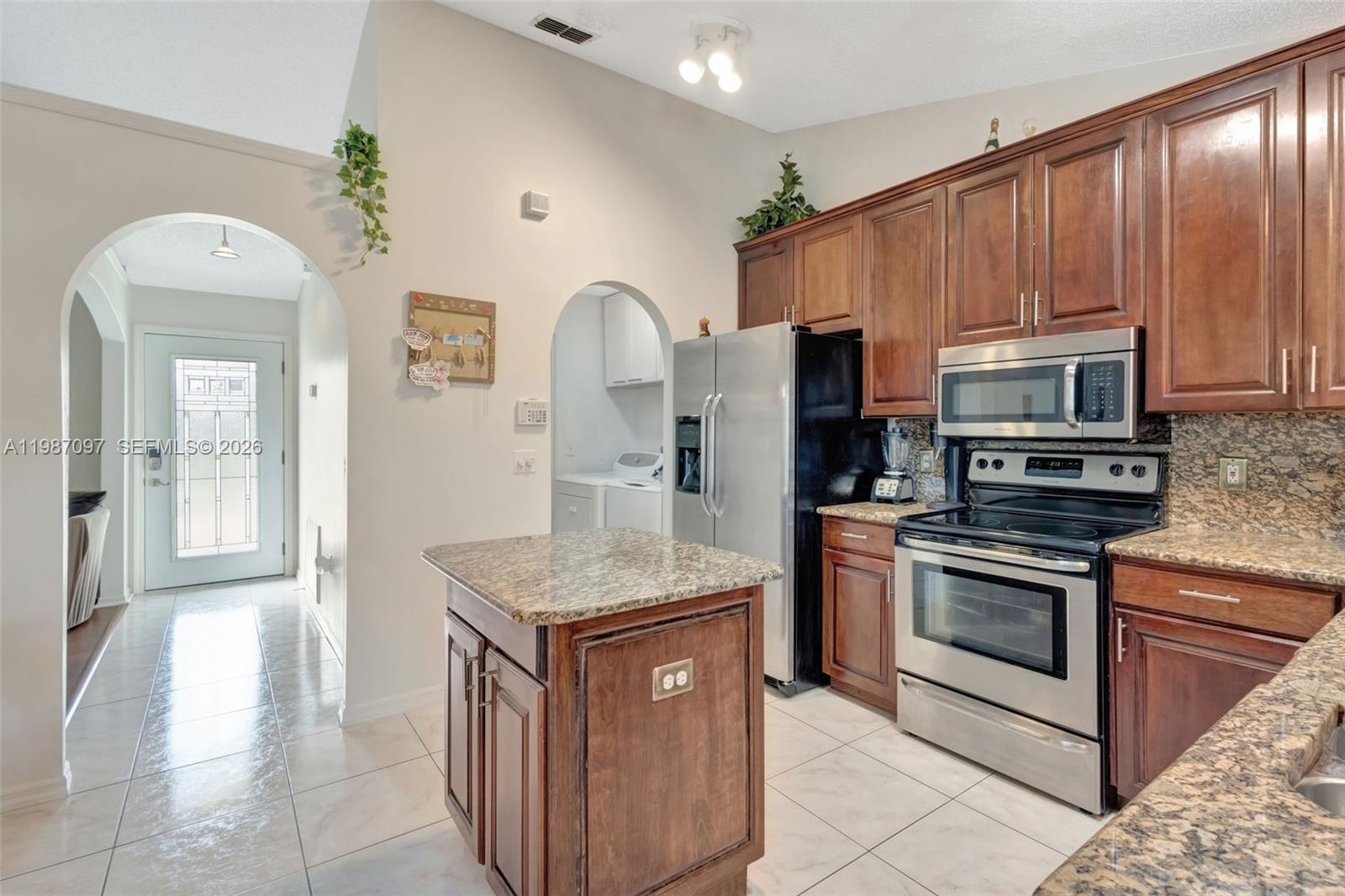 PORT ST LUCIE SECTION 33 - Residential