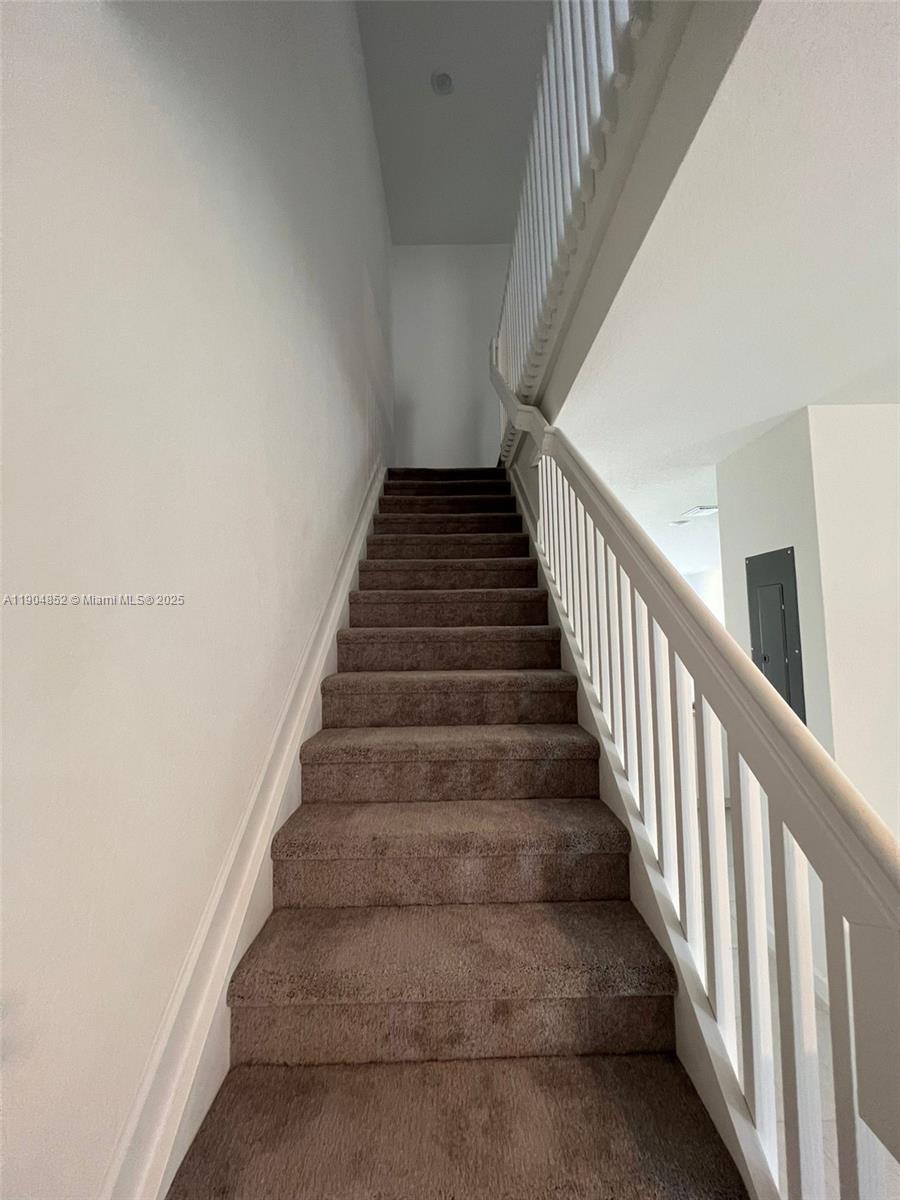 VIA VENTURA NEIGHBORHOOD 4 - Residential