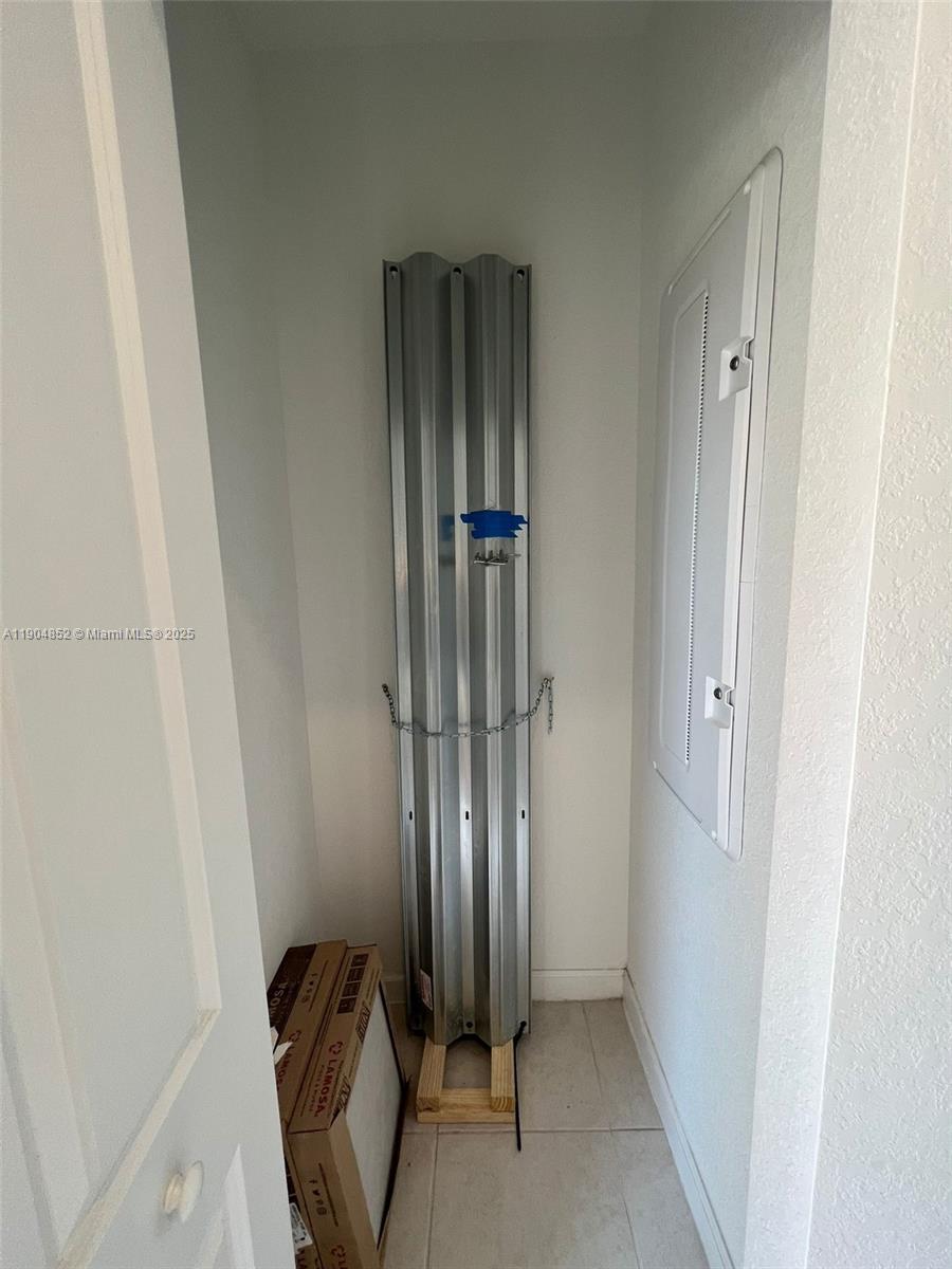 VIA VENTURA NEIGHBORHOOD 4 - Residential