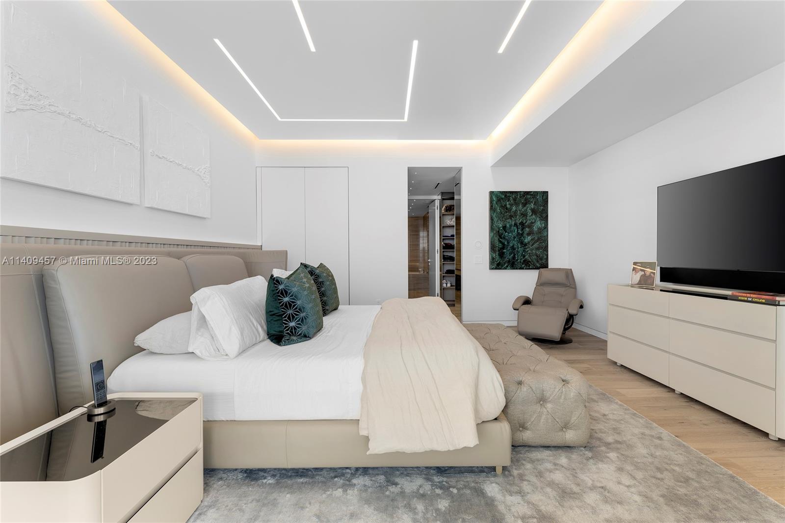 Residences by Armani - Residential