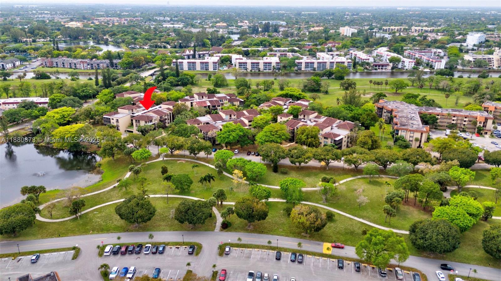 FALLS OF INVERRARY - Residential