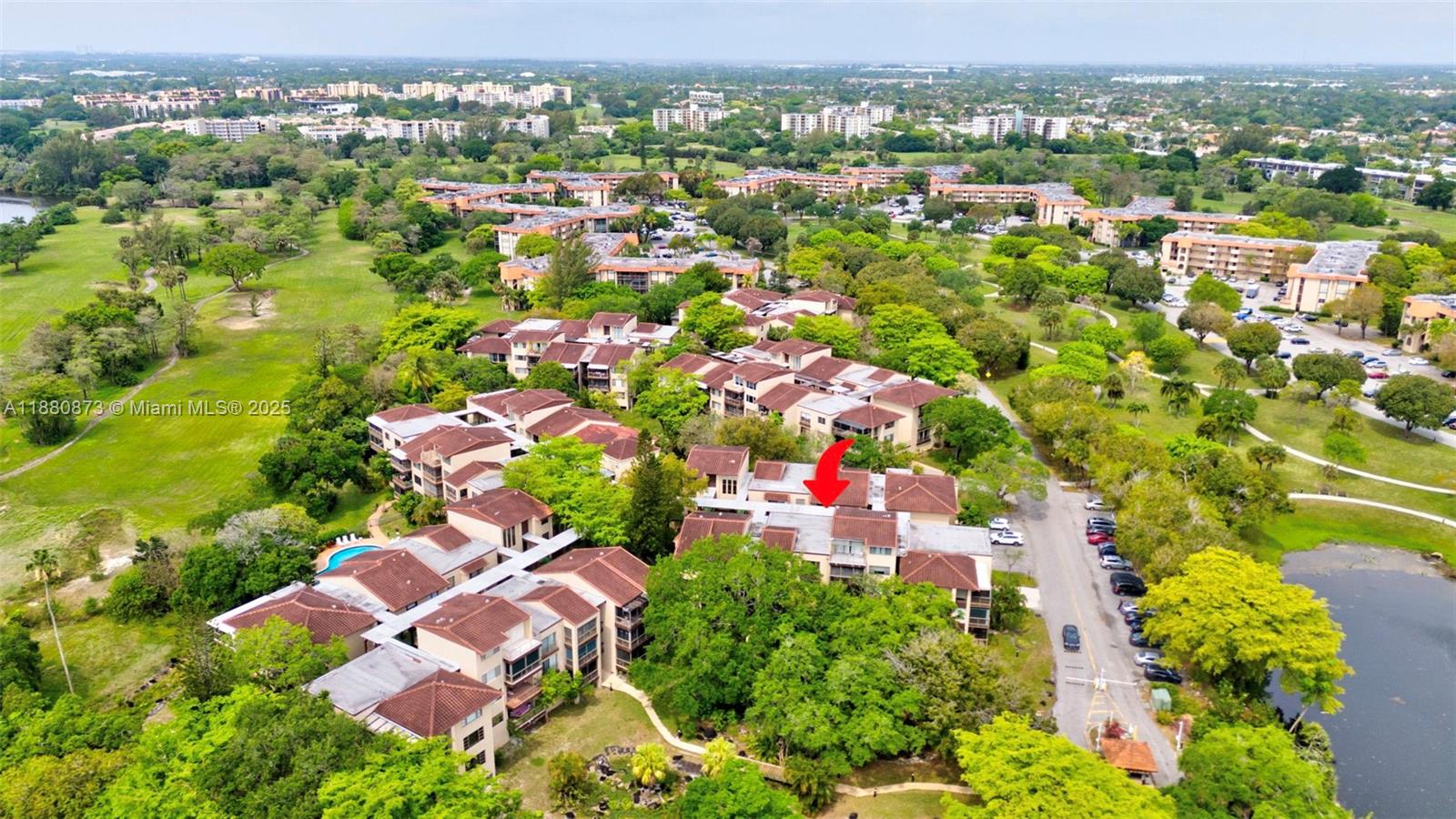 FALLS OF INVERRARY - Residential