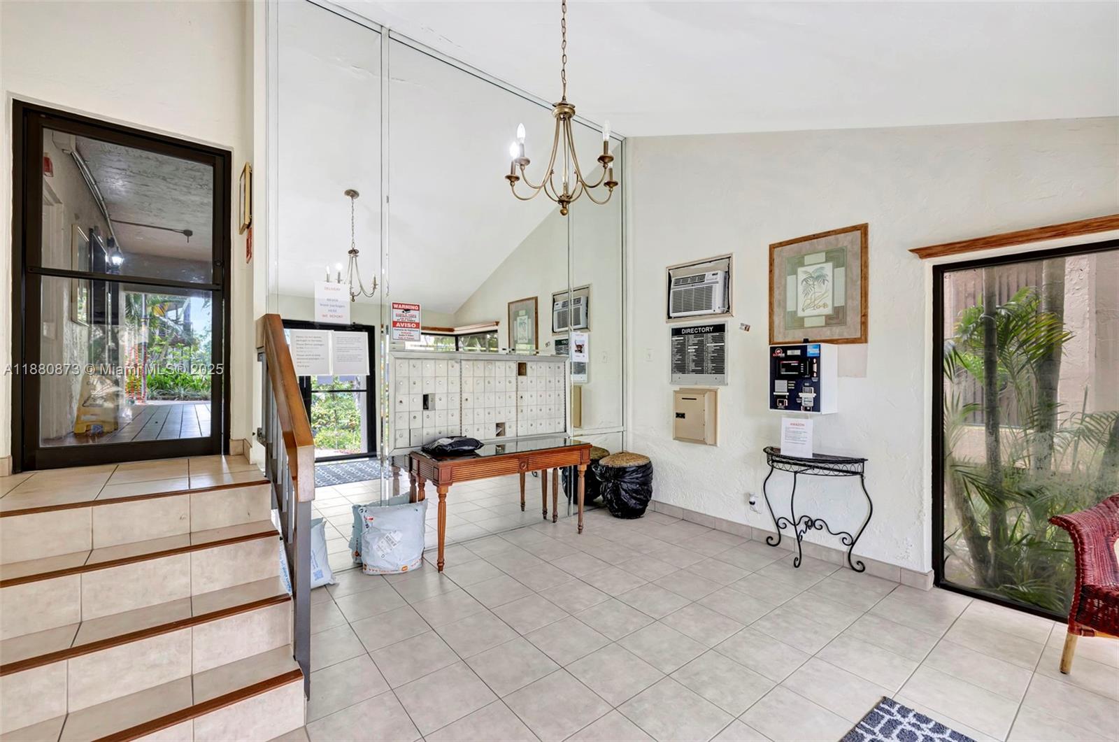 FALLS OF INVERRARY - Residential