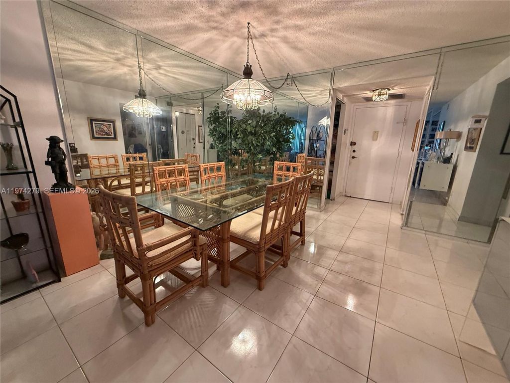 Photo of 1000 Parkview Dr #1022, Hallandale Beach, FL 33009 (MLS # A11974279)