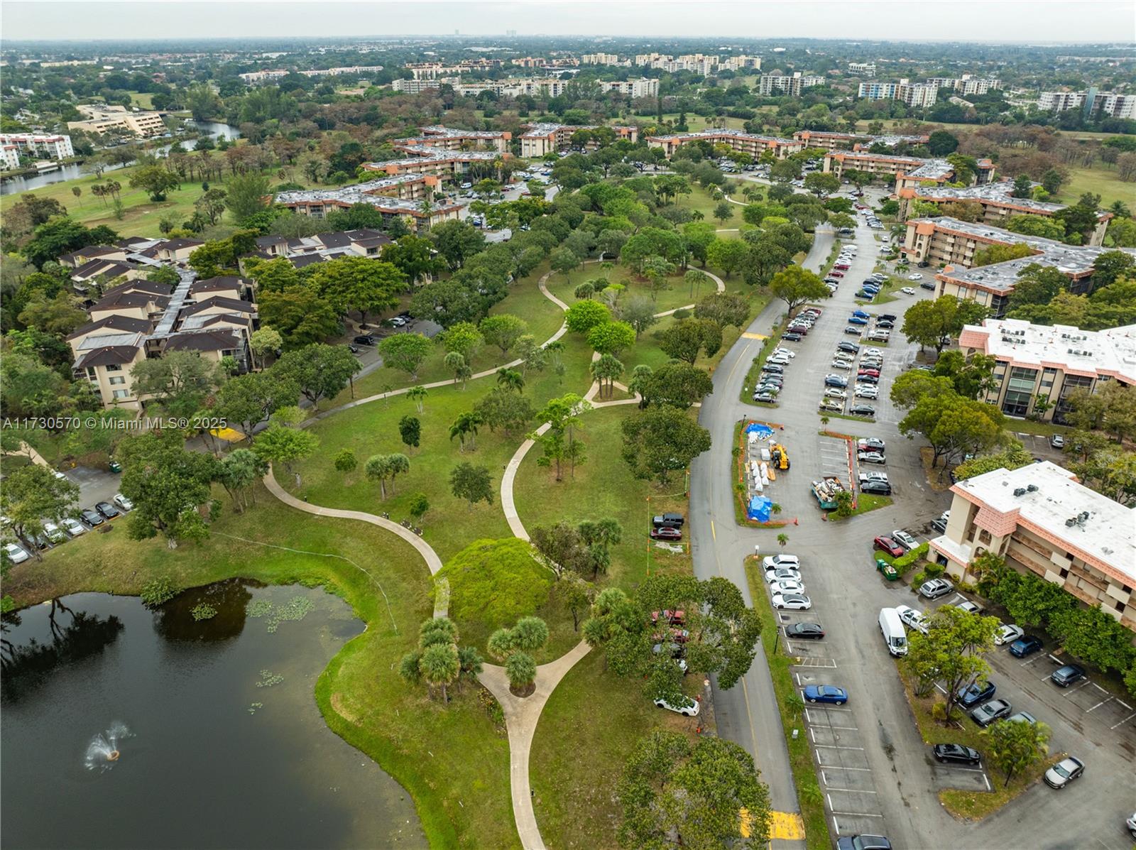 INVERRARY COUNTRY CLUB - Residential