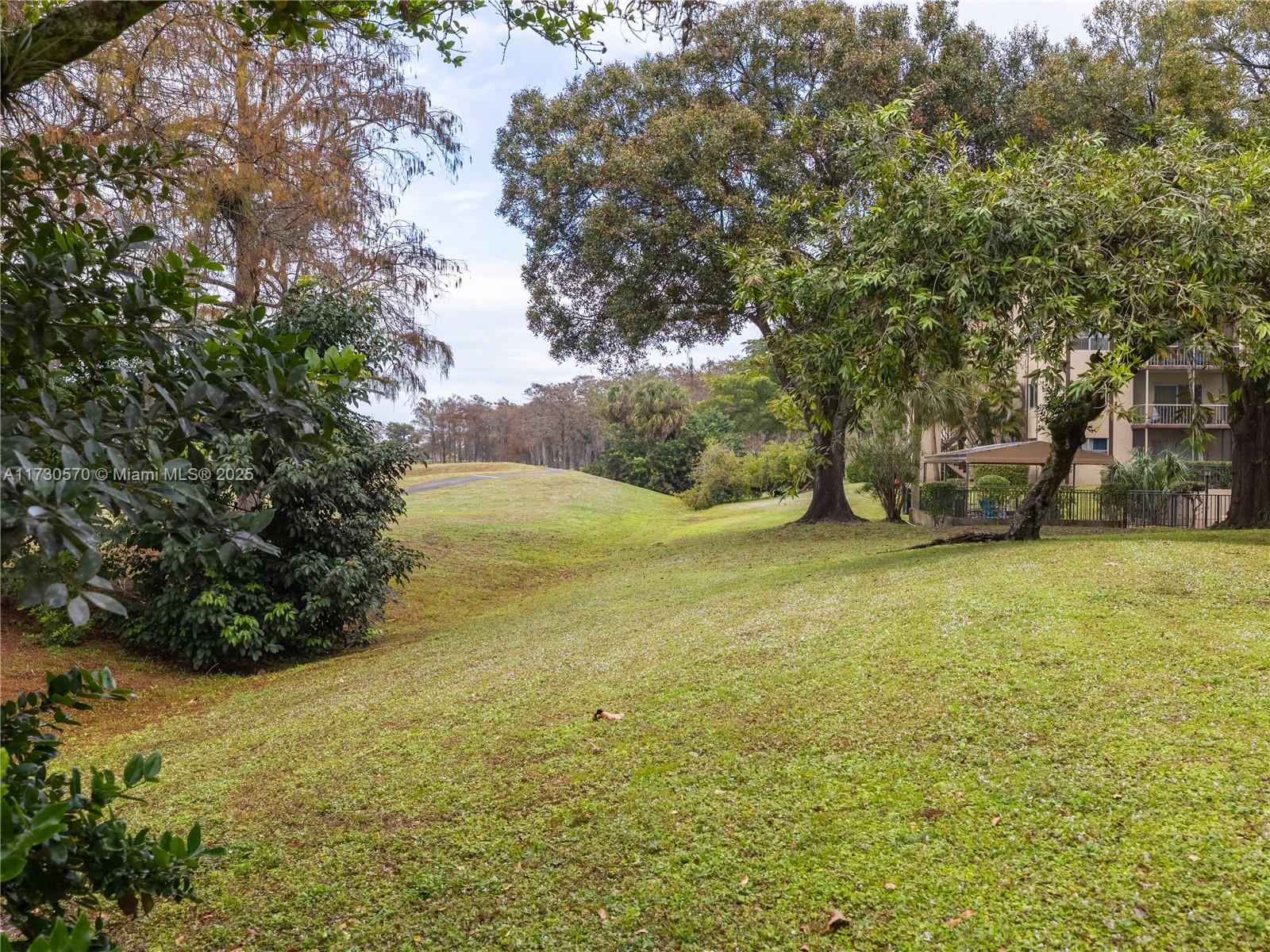 INVERRARY COUNTRY CLUB - Residential