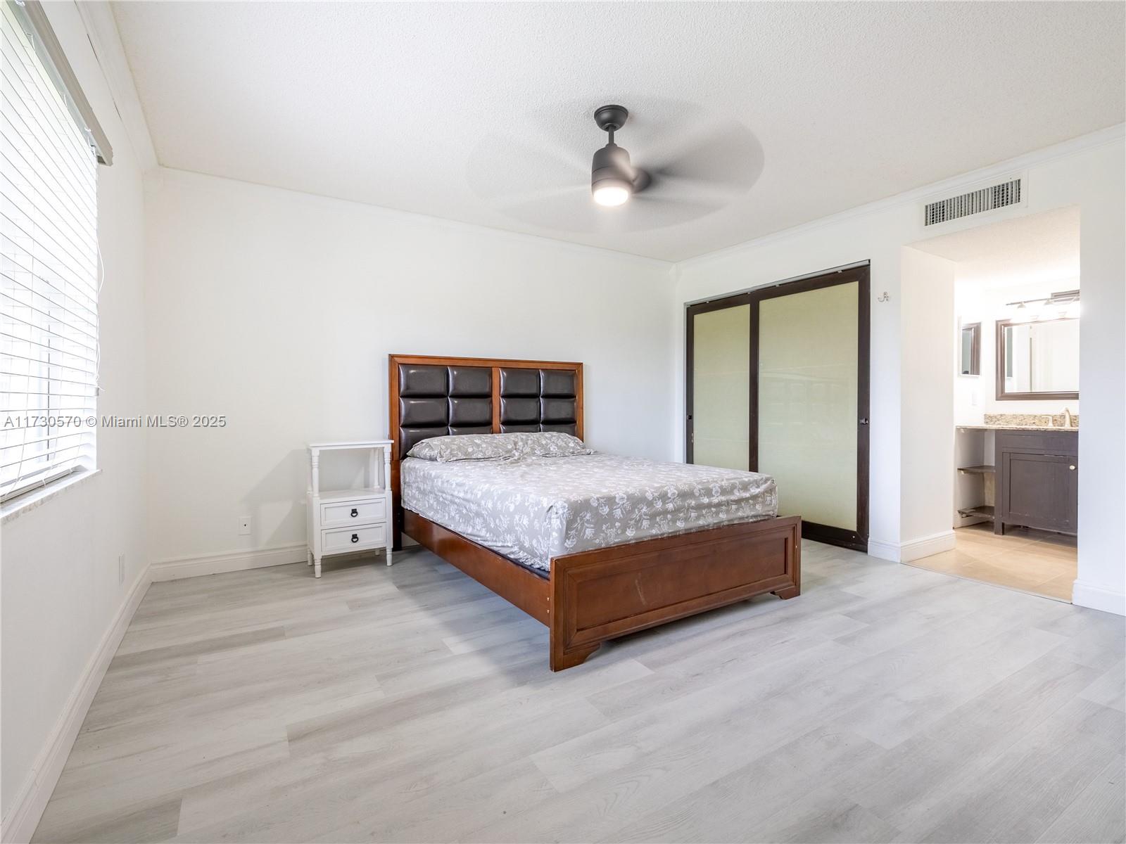 INVERRARY COUNTRY CLUB - Residential