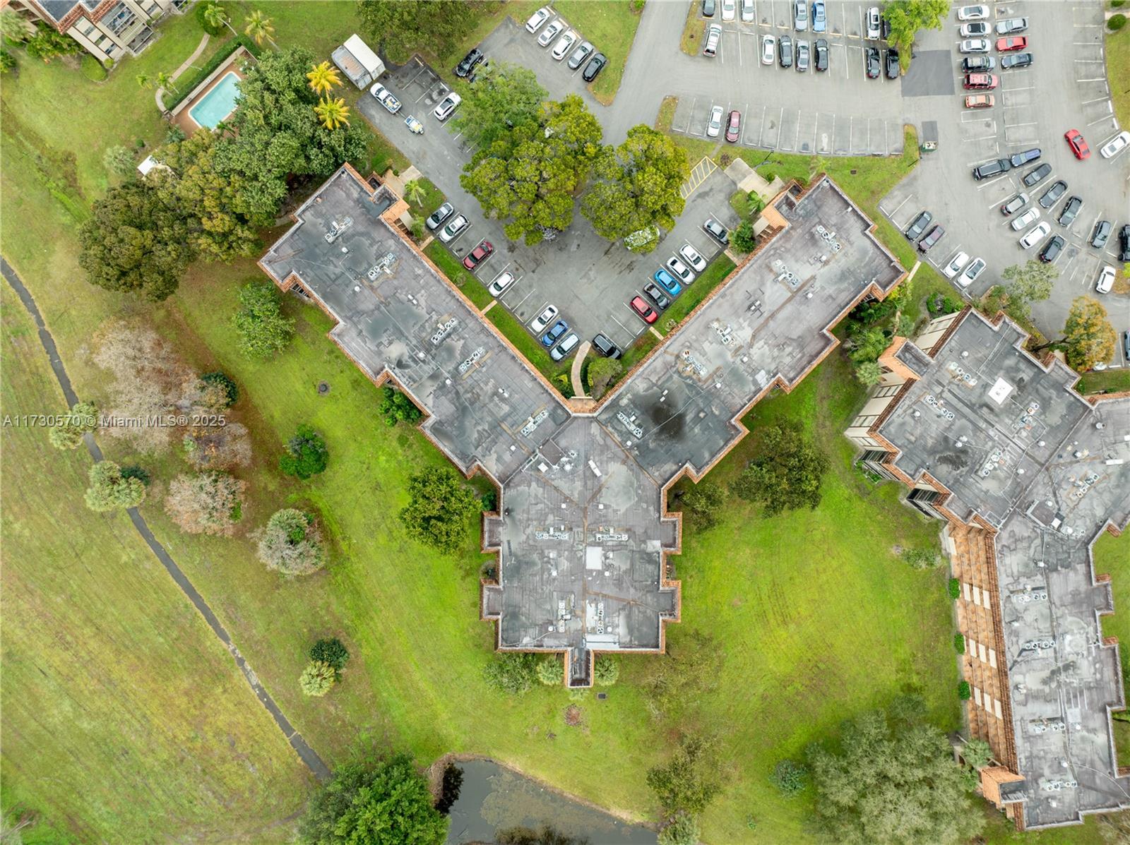 INVERRARY COUNTRY CLUB - Residential