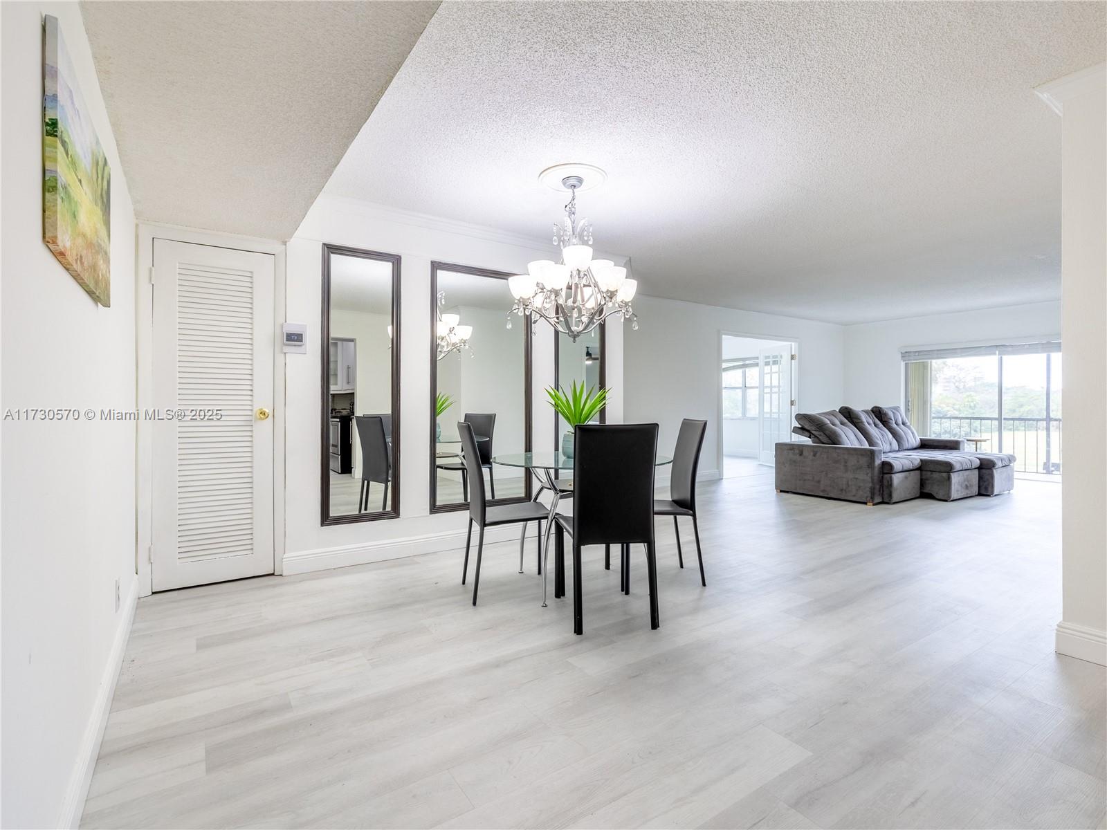 INVERRARY COUNTRY CLUB - Residential